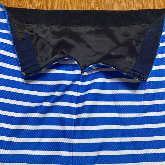 J. Crew blue white and black striped lined pencil skirt size 2 - Picture 4 of 5
